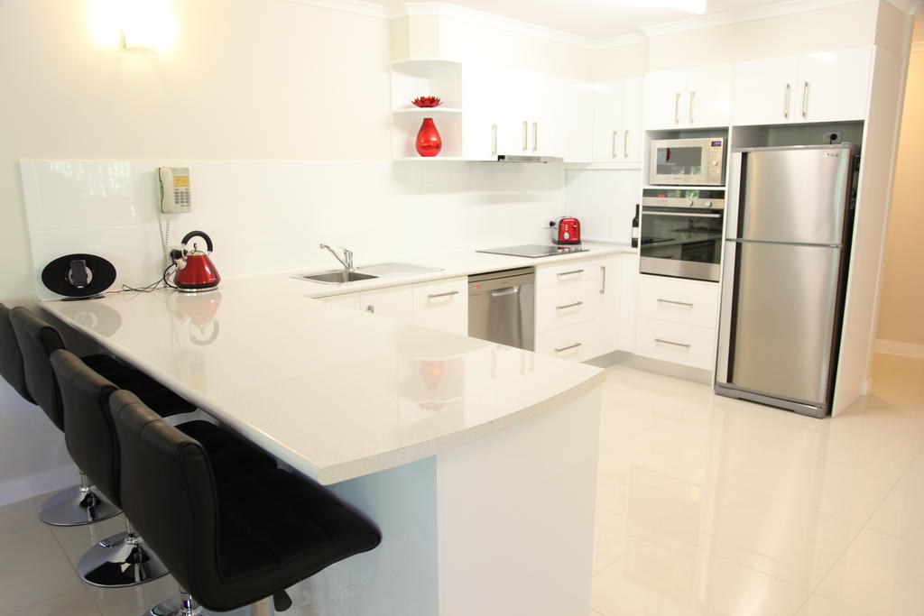 Port Douglas Outrigger Holiday Apartments